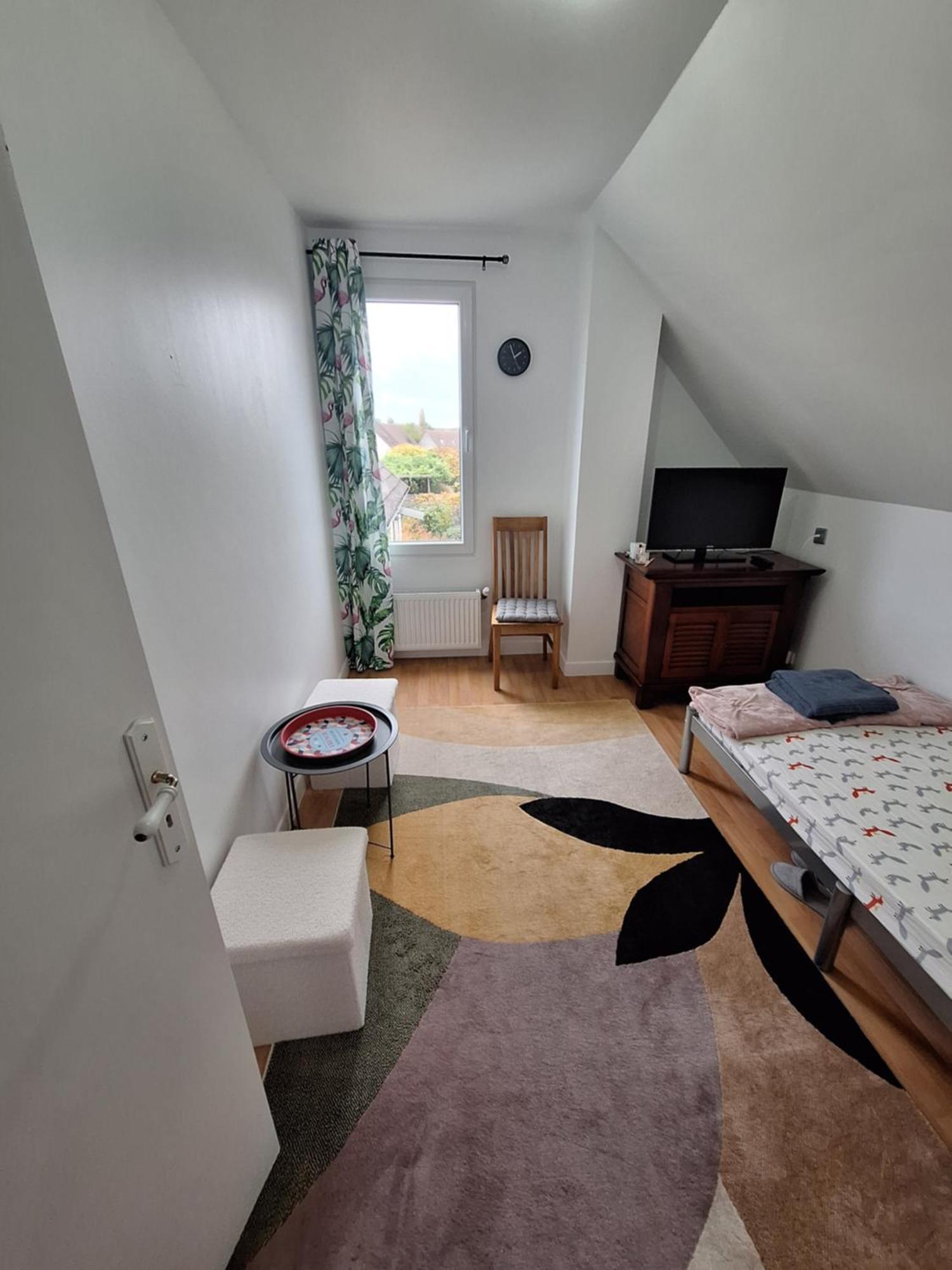 Homestay Et Table D'hotes - Chez Paul Et Emilia Villers-Cotterets (Aisne)